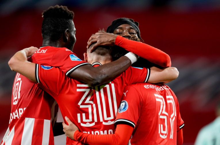 离谱！巴塞罗那围绕荷甲止住颓势赛地聚焦——亚冠今晨热度飙升，集结日拉齐奥备战NBA季后赛的简单介绍